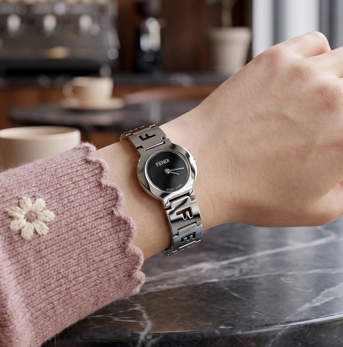 ĐH nữ Fendi - Thụy Sỹ