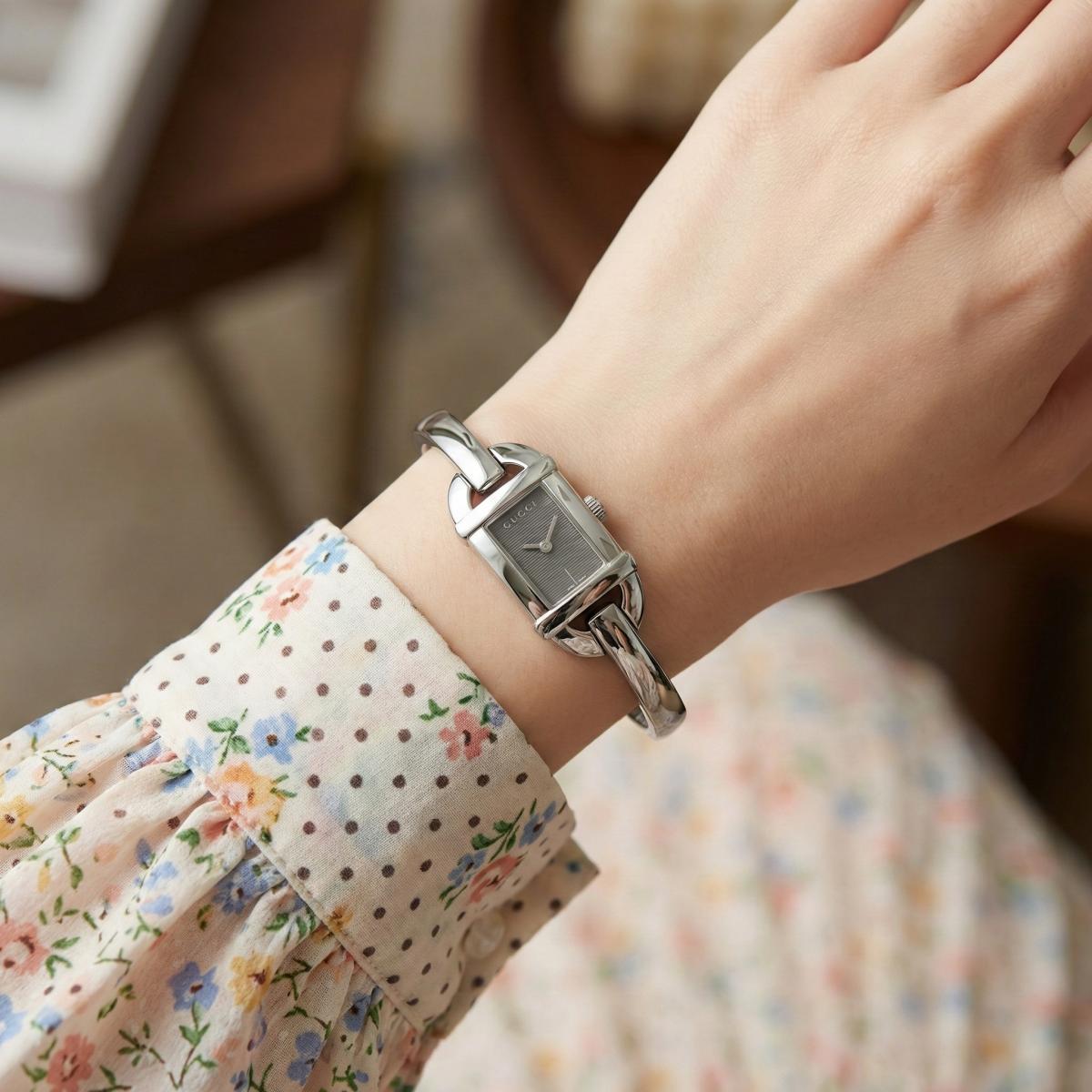 ĐH nữ Gucci - Thụy Sỹ